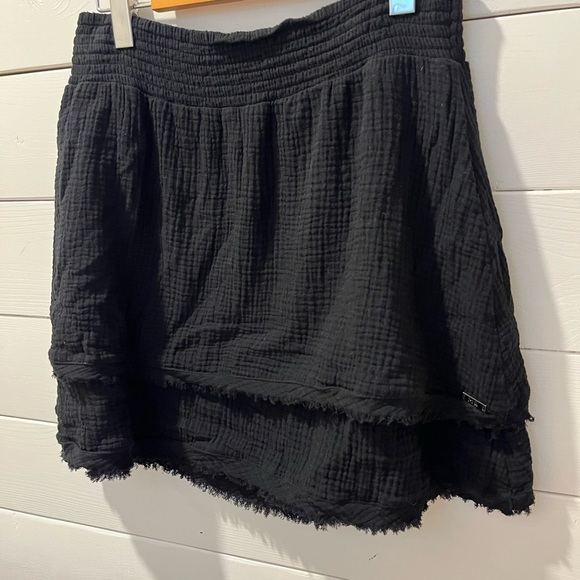 Mariloup Wolfe – black cotton mini skirt, size L - Picture 6 of 7